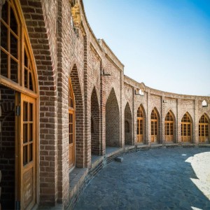 تصاویری از کاروانسرای تاج آباد روستای رسول آباد سفلی به روایت دوربین عکاسان ناصر زلفی و عین الله خزائی