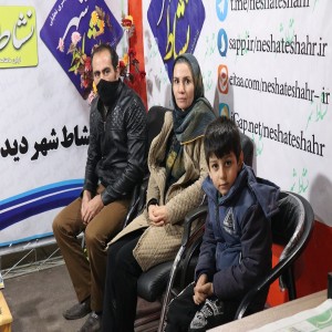 گزارش تصویری از دیدارهای مردمی از غرفه نشاط شهر و ماهنامه نشاط بهار در اولین روز از برگزاری غرفه