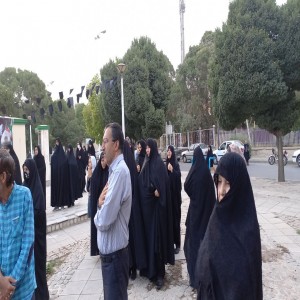 گزارش تصویری از اهتراز پرچم امام حسین به مناسبت فرارسیدن ماه محرم در میدان شهدا (شهرداری)