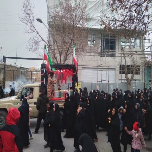 استقبال از شهدای گمنام در شهر بهار عصر امروز شهدای گمنام وارد شهر بهار شده و با حضور زنان و مردان ولایتمدار شهر بهار تشییع شدند.