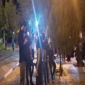 تصاویری از ایستگاه صلواتی آیت الله بهاری در ورودی بهار و ازدحام مسافرین و زائران