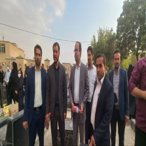 مراسم غبار رویی مزار شهدا به مناسبت آغاز هفته دفاع مقدس