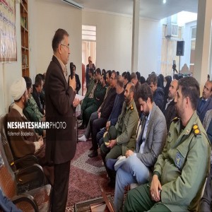 گزارش تصویری از دیدار فرماندار شهرستان بهار و فرمانده سپاه ناحیه بهار با امام جمعه بهار به مناسبت هفته بسیج