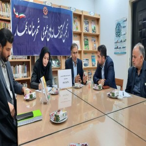 گزارش تصویری از برگزاری انجمن کتابخانه های عمومی شهرستان بهار به ریاست فرماندار شهرستان در کتابخانه گنجنامه روستای حسام آباد