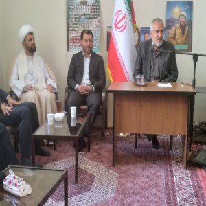 برگزاری برنامه جشن انقلاب و خاطره گویی در محل دفتر امام جمعه بهار
