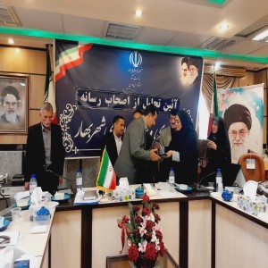 گزارش تصویری از نشست خبری شهردار و رئیس و اعضای شورای اسلامی شهر بهار با خبرنگاران و اصحاب رسانه به مناسبت روز خبرنگار