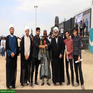 استقبال طلاب مدرسه علمیه آیت الله بهاری(ره) از شیخ ابراهیم زکزاکی