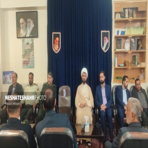 گزارش تصویری از دیدار رزمندگان و بسیجیان با امام جمعه شهرستان بهار به مناسبت گرامیداشت هفته دفاع مقدس