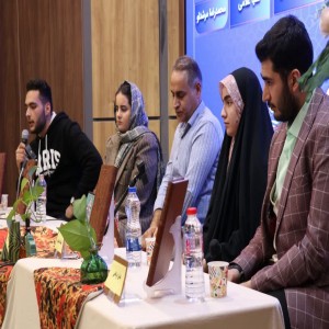 گزارش تصویری از نخستین دوره مشاعره ادبی "حدیث قند" در شهرستان بهار