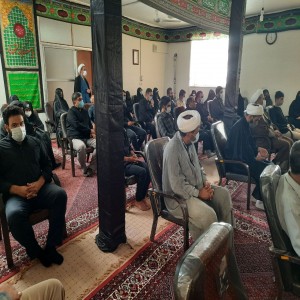 مراسم رونمایی از صندوقچه روضه های خانگی در دفتر امام جمعه بهار