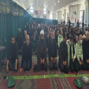 اقامه نماز ظهر عاشورا در مصلی امام خمینی(ره) بهار