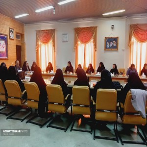 گزارش تصویری از نشست بصیرتی بانوان و تحکیم بنیان خانواده با فرماندار شهرستان بهار