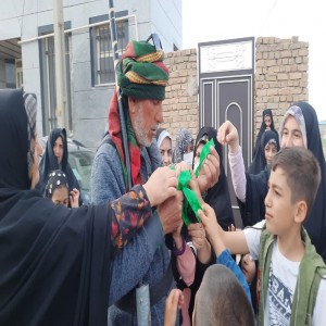 ورود کاروان عراقی حرم امام رضا به حسام آباد و استقبال اهالی روستا از این کاروان