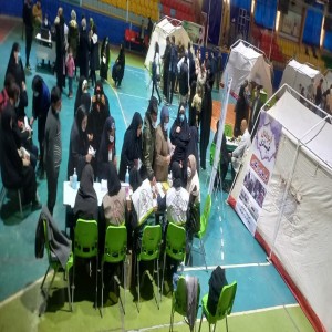 حضور تیم جهادی بسیج جامعه پزشکی استان همدان در سالن ورزشی امیرالمؤمنین (ع) شهر بهار