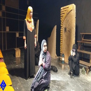گزارش تصویری از اجرای نمایش "سنتاب"