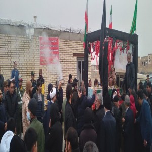 استقبال از شهدای گمنام در شهر بهار عصر امروز شهدای گمنام وارد شهر بهار شده و با حضور زنان و مردان ولایتمدار شهر بهار تشییع شدند.