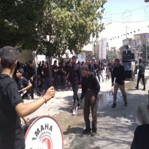 گزارش تصویری از برگزاری مراسم عزاداری روز عاشورا در بهار
