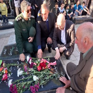 گزارش تصویری از برگزاری سی و هفتمین مراسم تولد شهید مدافع حرم سید میلاد مصطفوی در گلزار شهدای بهار