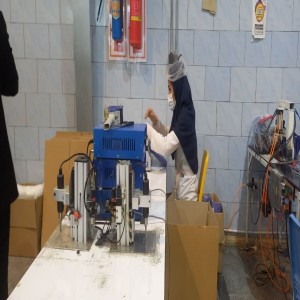 بازدید فرماندار شهرستان بهار از شرکت تولیدی تجهیزات پزشکی آویده رایان الوند