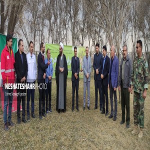 گزارش تصویری از کاشت ۱۰۰ اصله نهال در کارخانه نشاسته الوند به همت اداره منابع طبیعی شهرستان بهار