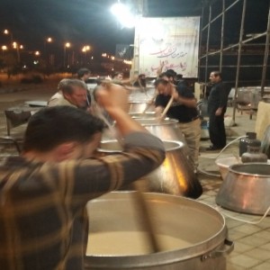حلیم پزان نرسیده به فلکه مریانج به مناسبت ۲۸ صفر