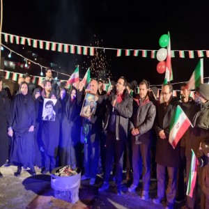 بانگ الله اکبر در روستای حیدره قاضی خان به مناسبت ۲۲ بهمن